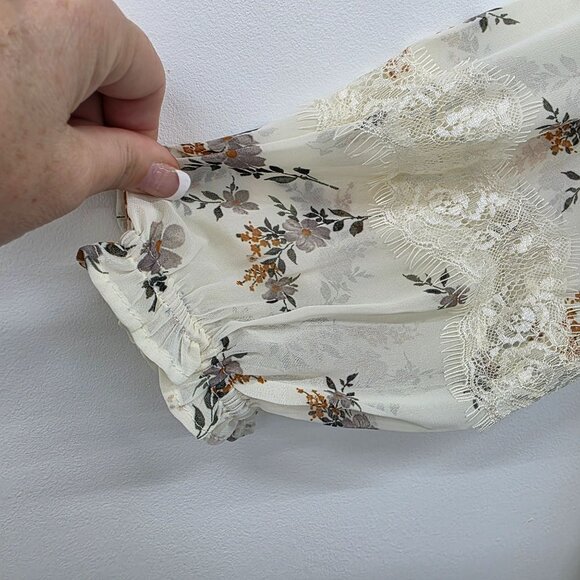 Umgee Womens Sheer Floral Peasant Blouse Top Lace Trim Size L Cream Boho Style - Picture 8 of 15